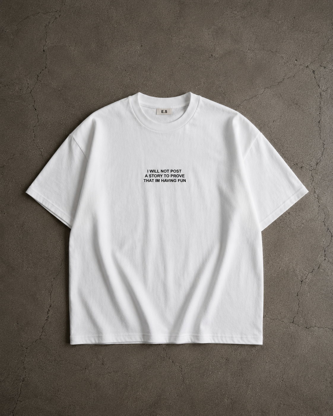 SOCIAL TEE